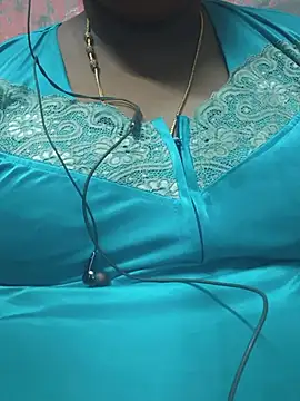 geetha431 online show from May 28, 5:54 pm