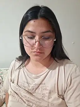 Snapshot of morena95_ chatting on June 29, 7:03 pm morena95 online show from June 29, 7:03 pm