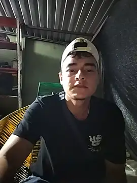 mischievousprince  online show from July 18, 1:43 am