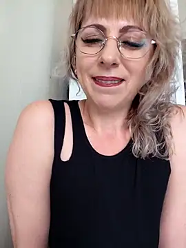 Kitty-MEOWW online show from May 26, 8:54 am