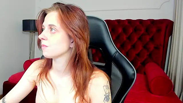 FreyaVeys online show from July 12, 5:20 am