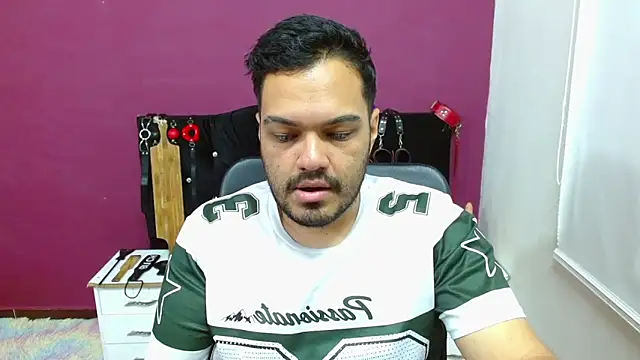 Snapshot of -AlejandroT- chatting on May 23, 3:45 am -AlejandroT- online show from May 23, 3:45 am