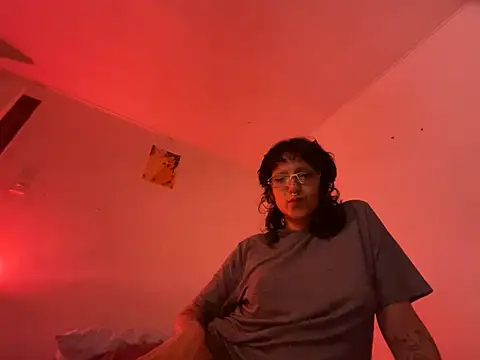 zoe secrets online show from June 27, 12:48 am