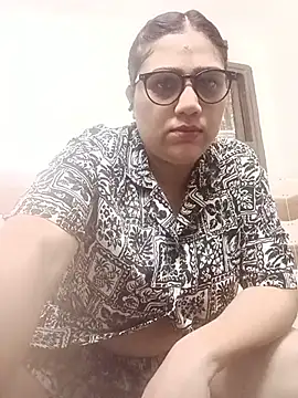 yourchahat27 online show from May 22, 5:40 pm