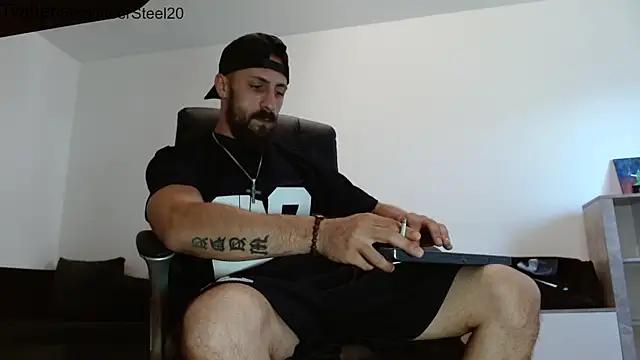 Alphadominathor online show from May 29, 9:40 am