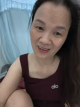 Snapshot of Lye_lovely chatting on July 14, 2:01 pm Lye lovely online show from July 14, 2:01 pm