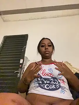 jhenannyy online show from June 22, 2:58 pm