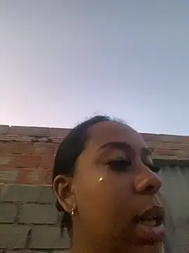jhenannyy online show from July 8, 9:14 am