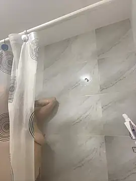 lulupiecitosamor online show from July 15, 1:27 pm