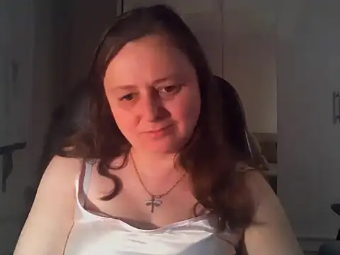 TaylorLovely online show from May 30, 8:17 pm