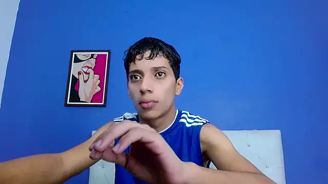 jl brayan12 online show from May 30, 7:44 pm
