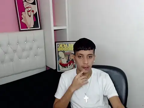 jl brayan12 online show from July 10, 4:06 am
