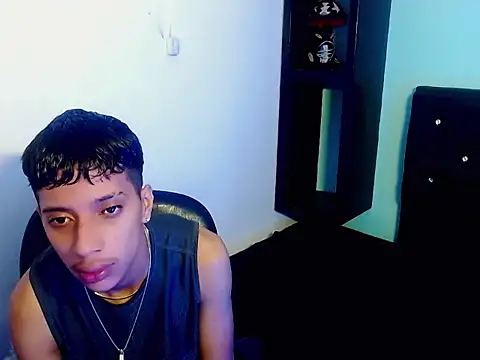 jl brayan12 online show from July 13, 4:48 am
