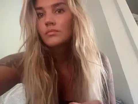 thebeachyblonde online show from July 8, 10:58 pm