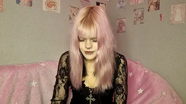 Snapshot of VelvetAlice chatting on May 31, 8:54 pm VelvetAlice online show from May 31, 8:54 pm