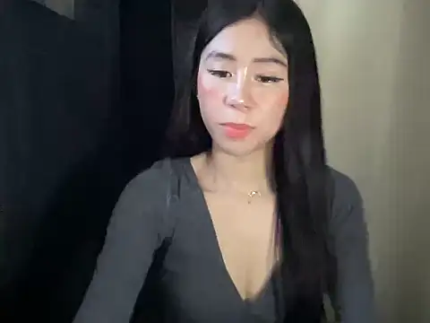amberluiss online show from July 17, 12:06 am