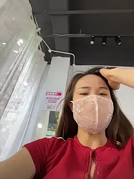 kiss loo online show from May 26, 12:23 pm