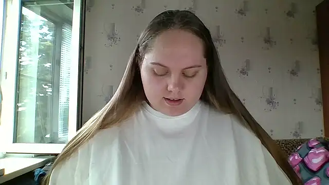 Snapshot of SoftHypnose chatting on July 14, 10:32 am SoftHypnose online show from July 14, 10:32 am