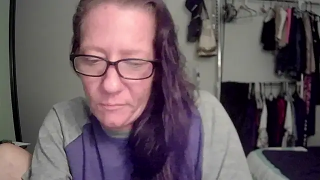 Quartz1Champagne online show from June 21, 4:48 am