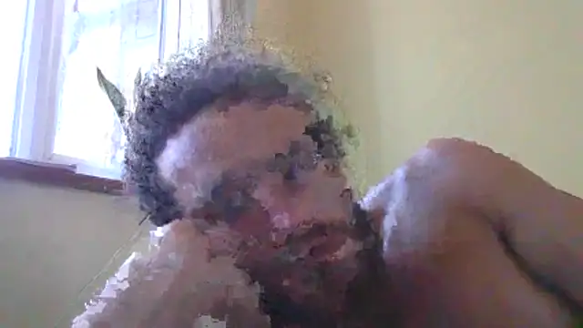 Snapshot of YouareDaddysgirl chatting on June 22, 11:18 am YouareDaddysgirl online show from June 22, 11:18 am