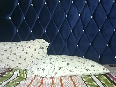 Sexy caramel04 online show from June 21, 4:59 am