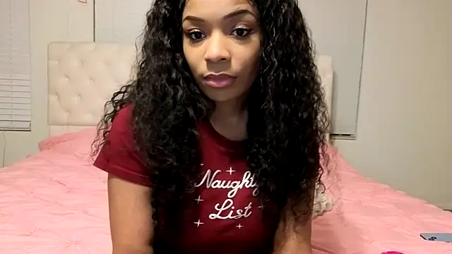 CocoRican online show from December 22, 9:39 am