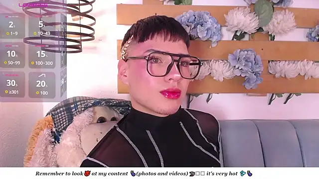 Snapshot of Connor_Kings chatting on June 30, 7:48 pm Connor Kings online show from June 30, 7:48 pm