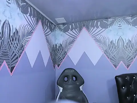 AuroraGreyy online show from May 28, 11:40 am