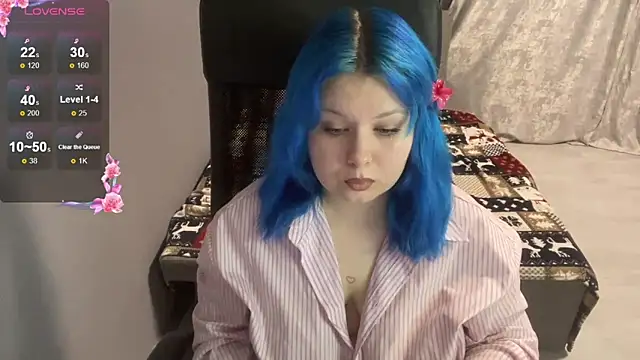 Snapshot of Stefani_Art chatting on June 4, 8:37 pm Stefani Art online show from June 4, 8:37 pm