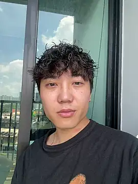 YourBadboy718 online show from May 23, 5:34 am