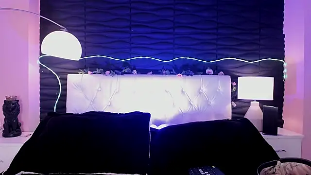 Natasha Nassty online show from June 25, 8:46 pm