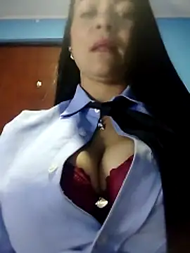 Snapshot of MONSERRAT_ETHAN chatting on July 2, 3:23 am MONSERRAT ETHAN online show from July 2, 3:23 am