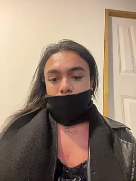 KendaallFox  online show from May 28, 11:18 am