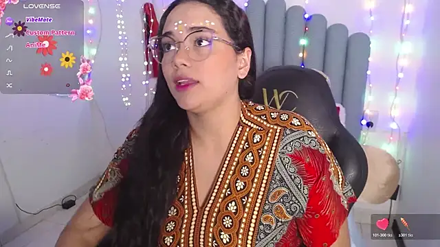 farah samira online show from May 26, 7:10 pm