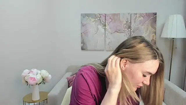 RoxyReignn online show from May 28, 10:51 pm