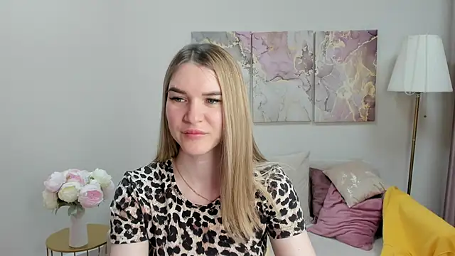 RoxyReignn online show from May 30, 10:18 pm