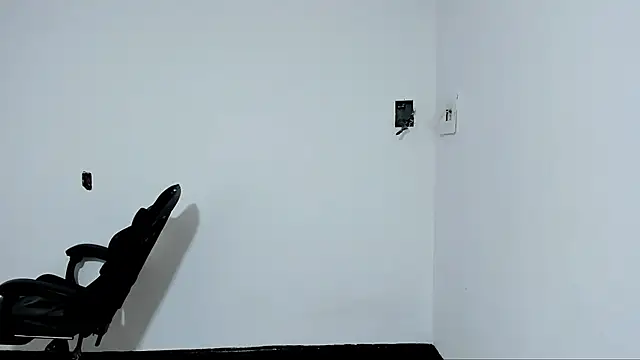 Leal cute666 online show from June 19, 5:23 am