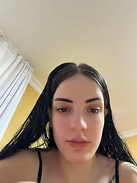 RoseRowley online show from August 1, 1:54 pm