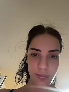 RoseRowley online show from August 2, 3:32 pm