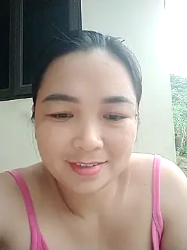 Giee00 online show from May 29, 10:30 pm