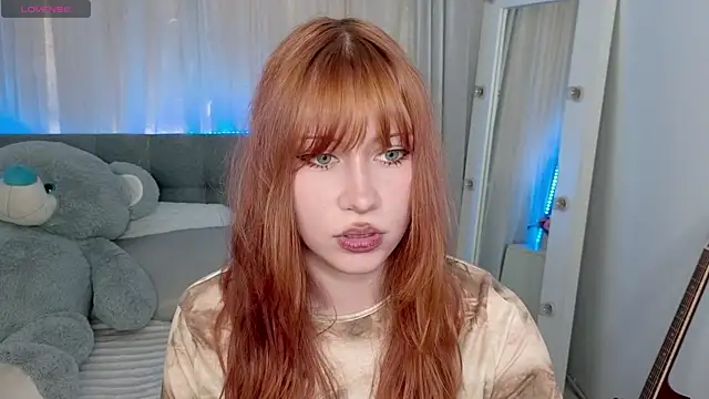 Snapshot of Fleur_Fox chatting on May 29, 9:51 am Fleur Fox online show from May 29, 9:51 am