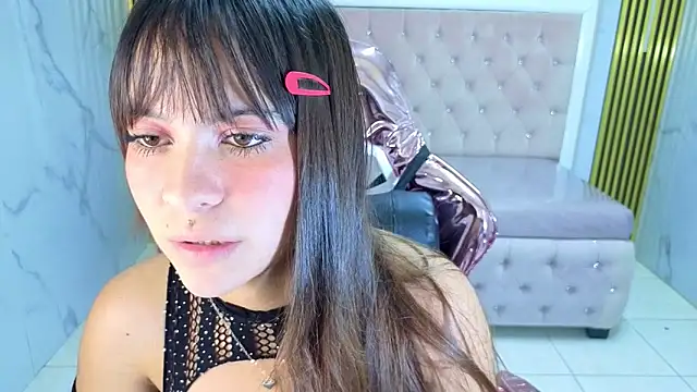 isabeau s online show from June 19, 1:37 pm