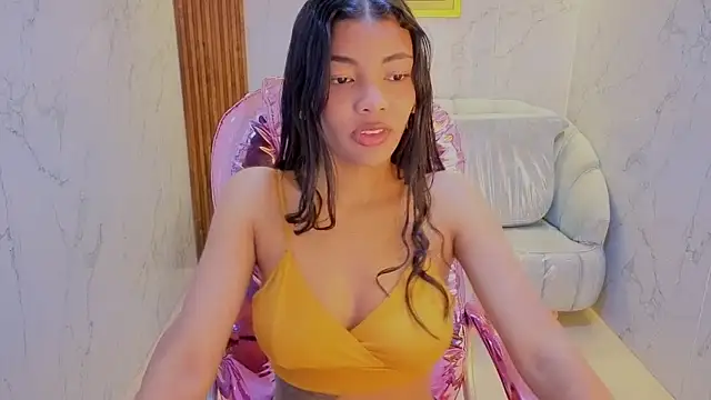 valentina gomez s online show from May 29, 12:36 pm