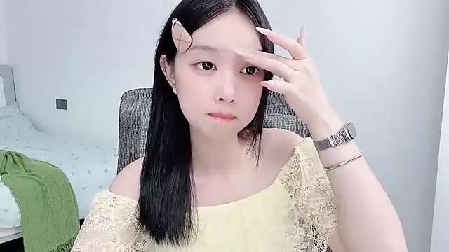 Yoyo33355 online show from July 13, 3:20 am