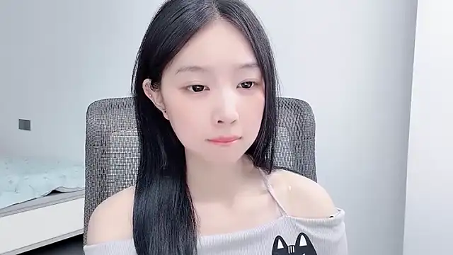 Yoyo33355 online show from July 15, 3:12 am