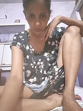 Jasmineoberoixh online show from May 29, 8:18 pm
