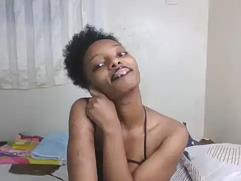 Snapshot of CUTE-MESSY chatting on June 29, 2:51 am CUTE-MESSY online show from June 29, 2:51 am