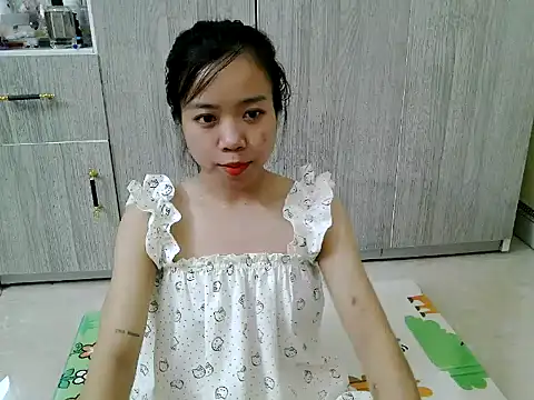 Nellid079 online show from May 28, 2:36 pm