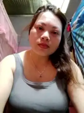 Snapshot of Qie_qir chatting on May 27, 2:52 am Qie qir online show from May 27, 2:52 am