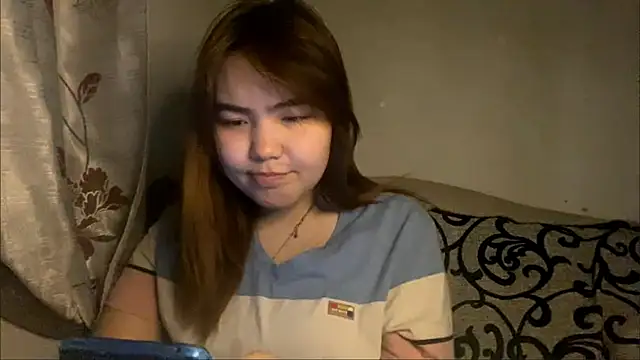 Molly Teddy online show from June 4, 2:23 pm